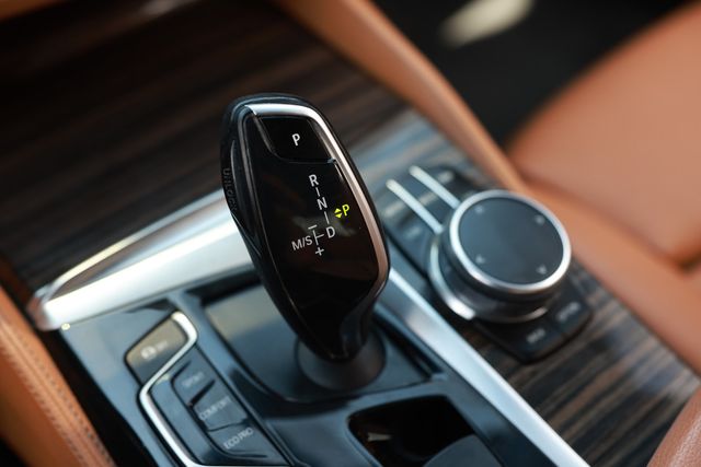 2018 BMW 5 Series 540i - 23040072 - 45