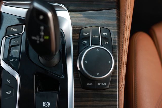 2018 BMW 5 Series 540i - 23040072 - 46