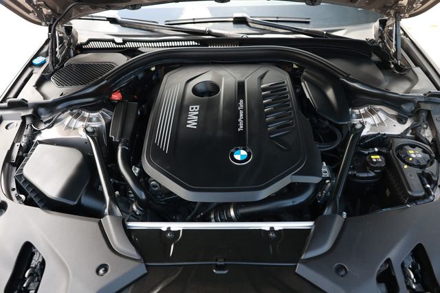 2018 BMW 5 Series 540i - 23040072 - 56