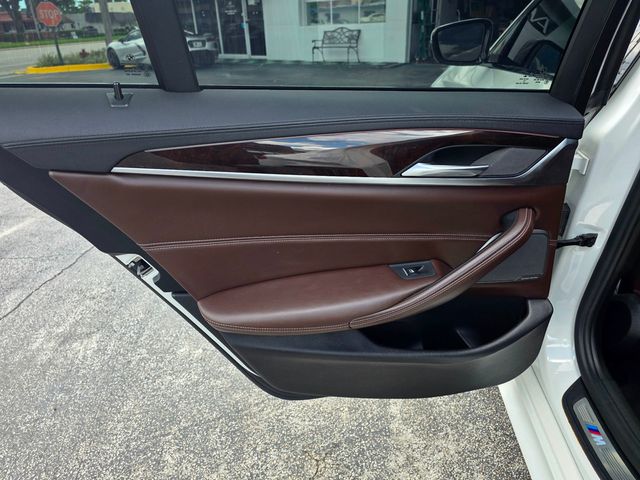 2018 BMW 5 Series 540i M Sport - 23033910 - 15