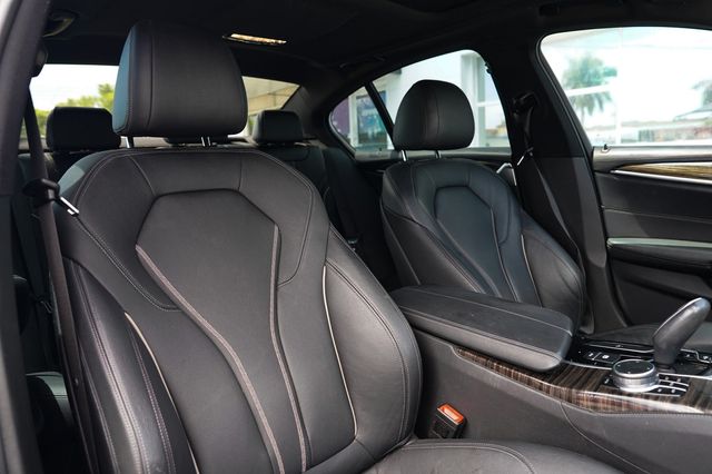 2018 BMW 5 Series 540i M Sport - 23046272 - 21