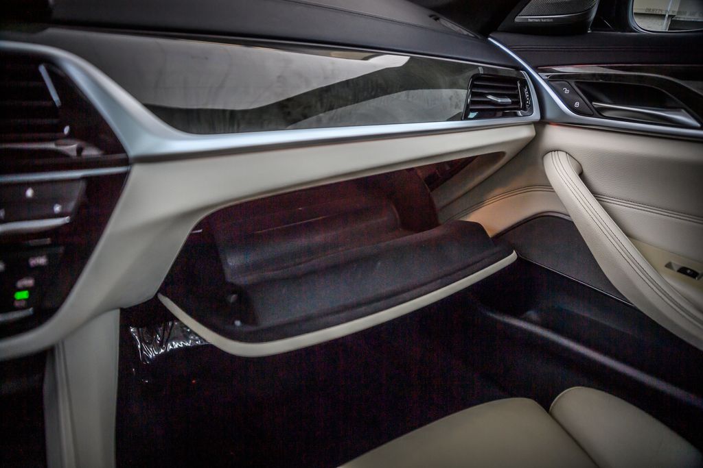 2018 BMW 5 Series 540i M SPORT - NAV - BACKUP CAM - BLUETOOTH - MUST SEE - 23002723 - 36