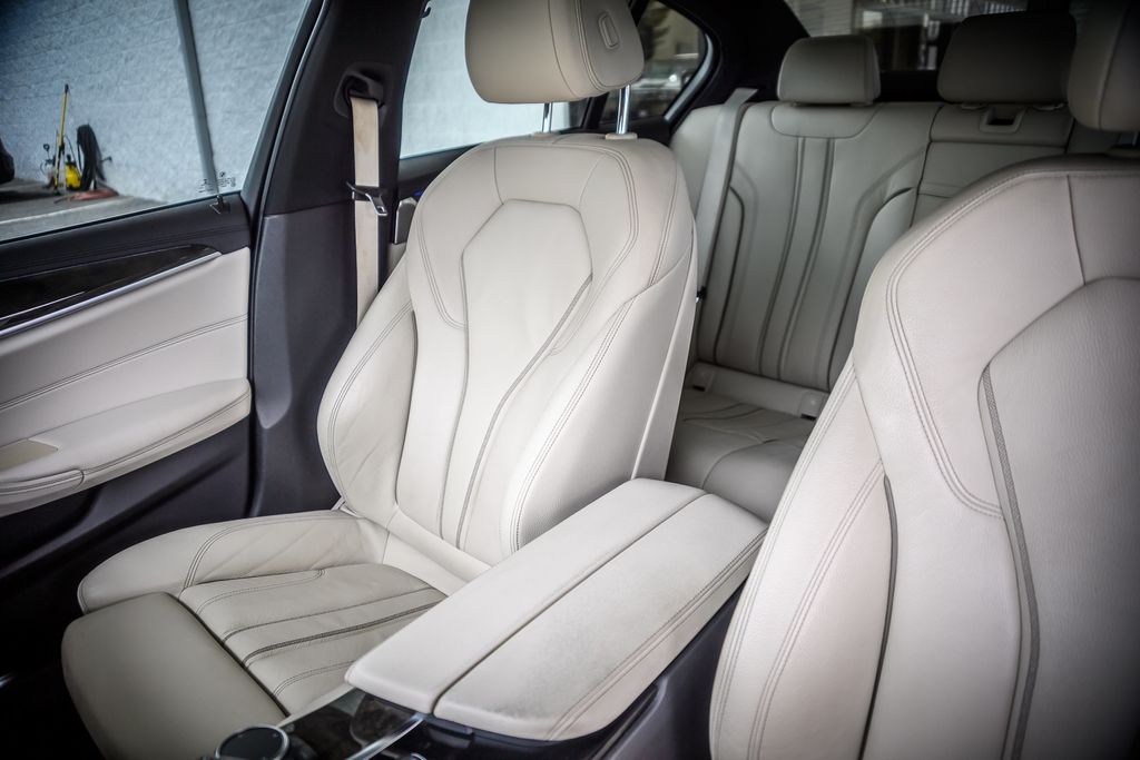 2018 BMW 5 Series 540i M SPORT - NAV - BACKUP CAM - BLUETOOTH - MUST SEE - 23002723 - 41