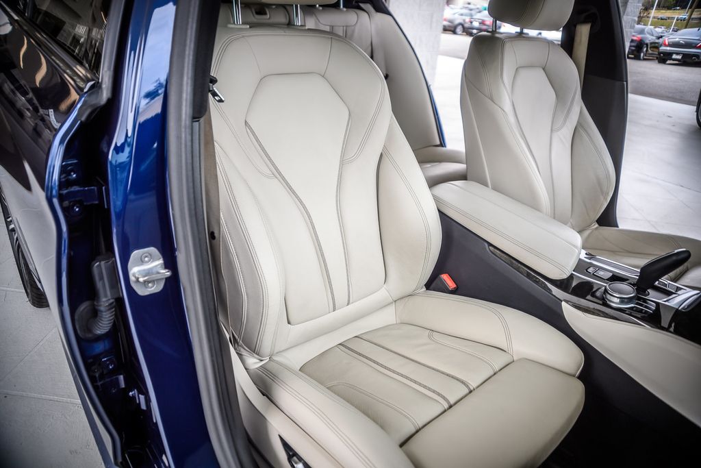 2018 BMW 5 Series 540i M SPORT - NAV - BACKUP CAM - BLUETOOTH - MUST SEE - 23002723 - 44