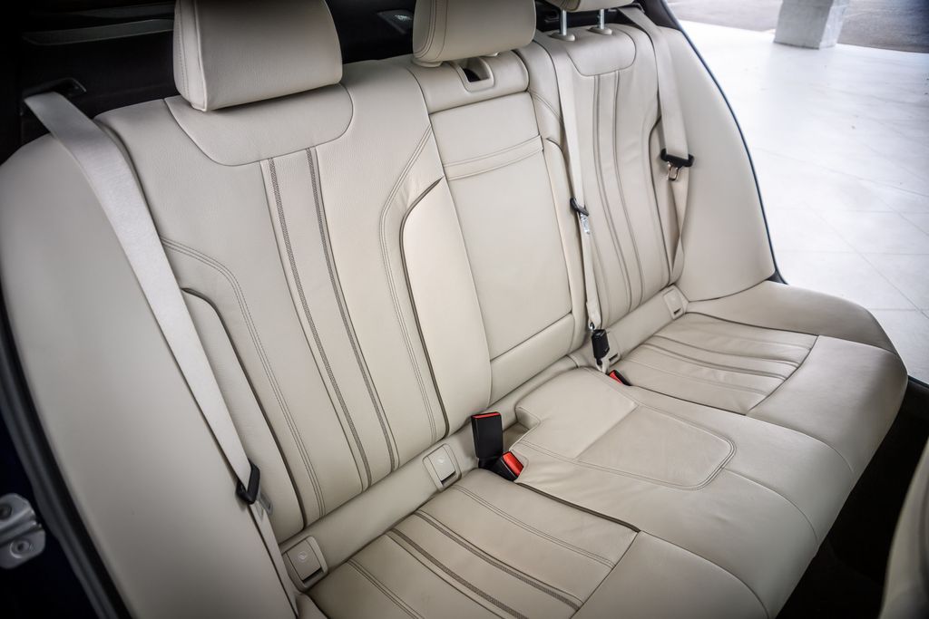 2018 BMW 5 Series 540i M SPORT - NAV - BACKUP CAM - BLUETOOTH - MUST SEE - 23002723 - 45