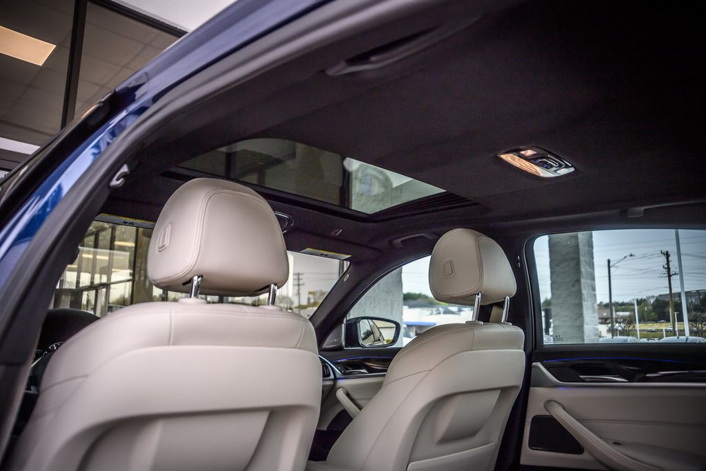 2018 BMW 5 Series 540i M SPORT - NAV - BACKUP CAM - BLUETOOTH - MUST SEE - 23002723 - 48