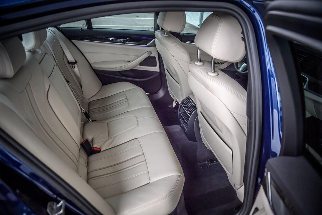 2018 BMW 5 Series 540i M SPORT - NAV - BACKUP CAM - BLUETOOTH - MUST SEE - 23002723 - 52