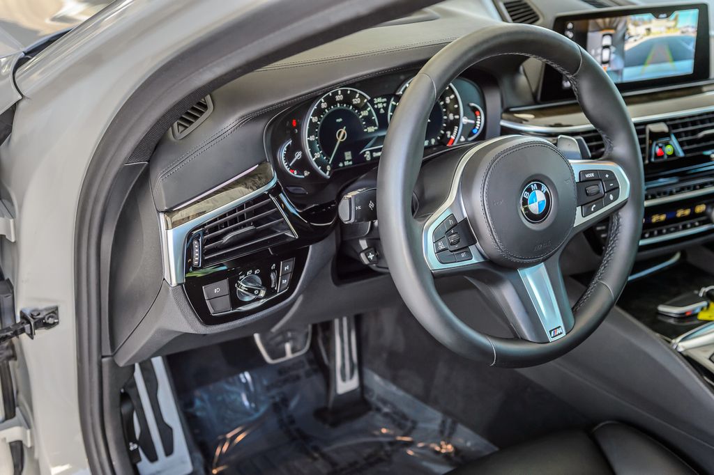 2018 BMW 5 Series 540i M SPORT - NAV - BACKUP CAM - BLUETOOTH - MUST SEE - 23023691 - 26