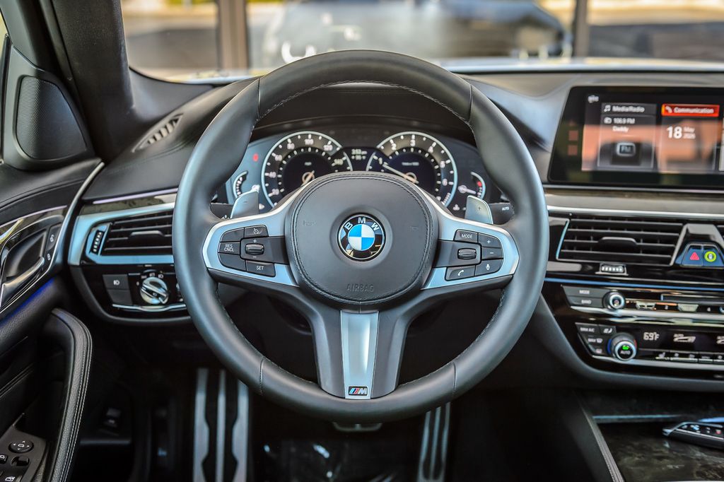 2018 BMW 5 Series 540i M SPORT - NAV - BACKUP CAM - BLUETOOTH - MUST SEE - 23023691 - 28
