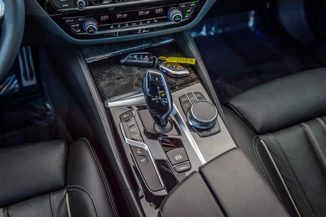 2018 BMW 5 Series 540i M SPORT - NAV - BACKUP CAM - BLUETOOTH - MUST SEE - 23023691 - 34