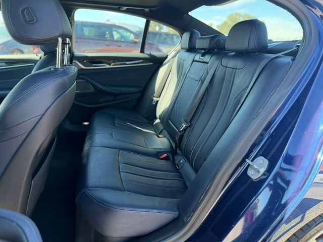 2018 BMW 5 Series 540i - M Sport Sedan - 22943406 - 10