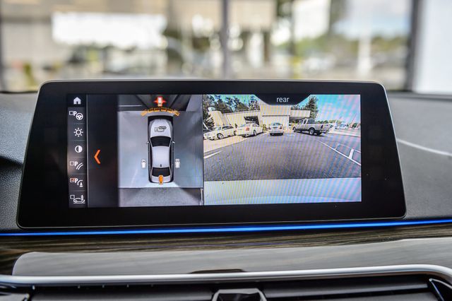 2018 BMW 5 Series 540i - WHITE ON BROWN -  NAV - BACKUP CAM - BLUETOOTH - MUST SEE - 23007549 - 23