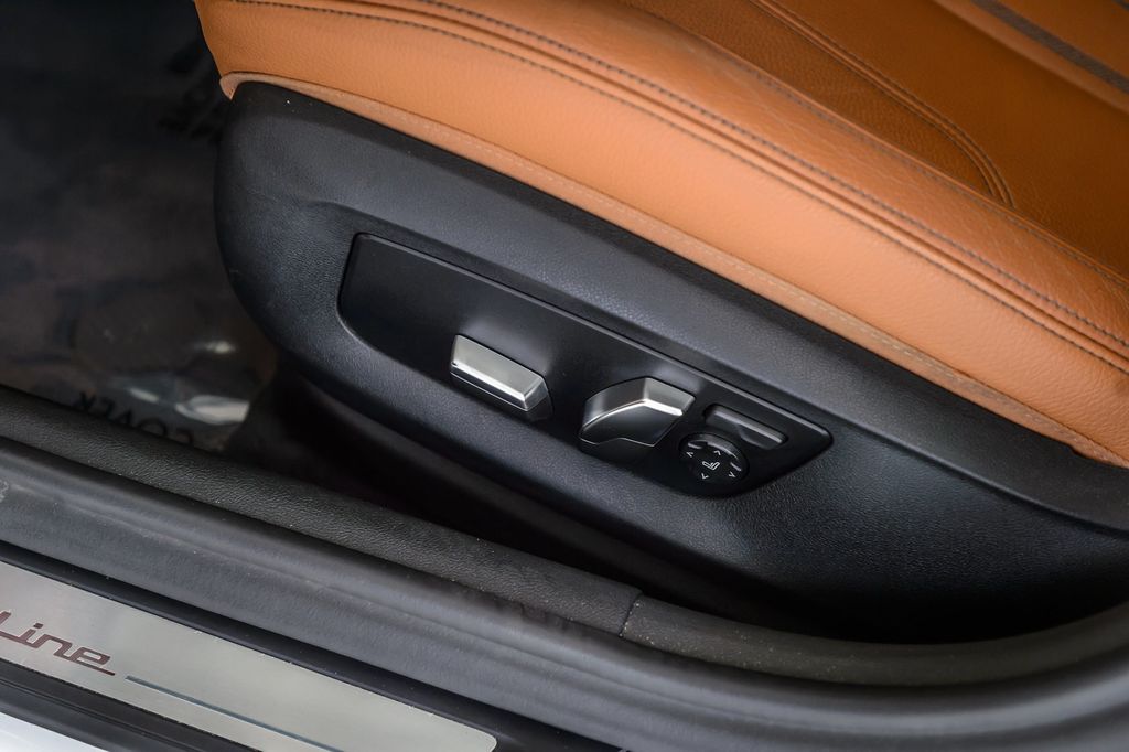 2018 BMW 5 Series 540i - WHITE ON BROWN -  NAV - BACKUP CAM - BLUETOOTH - MUST SEE - 23007549 - 39