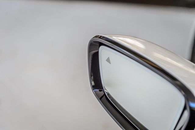 2018 BMW 5 Series 540i - WHITE ON BROWN -  NAV - BACKUP CAM - BLUETOOTH - MUST SEE - 23007549 - 48