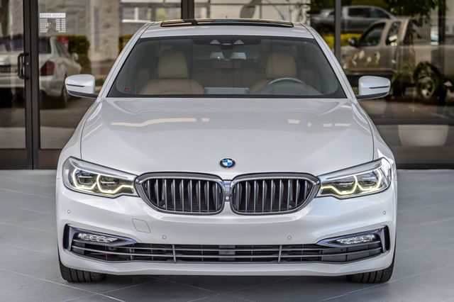 2018 BMW 5 Series 540i - WHITE ON BROWN -  NAV - BACKUP CAM - BLUETOOTH - MUST SEE - 23007549 - 4