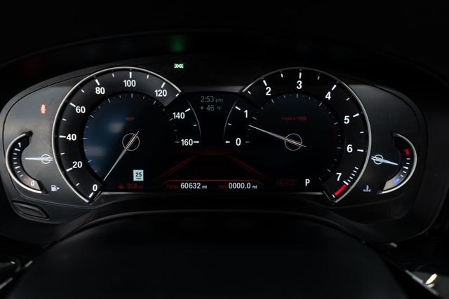 2018 BMW 5 Series 540i xDrive - 22963609 - 17