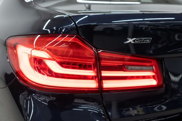 2018 BMW 5 Series 540i xDrive - 22963609 - 49