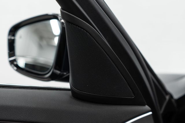 2018 BMW 5 Series 540i xDrive - 22963609 - 53