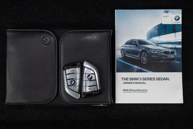 2018 BMW 5 Series 540i xDrive - 22963609 - 56