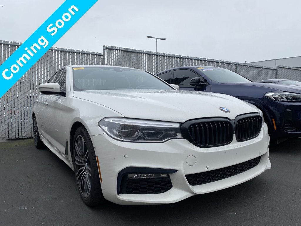 2018 BMW 5 Series 540i xDrive - 22779757 - 0