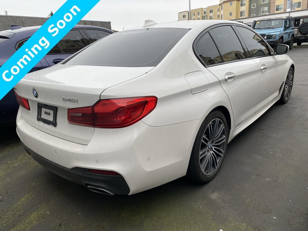 2018 BMW 5 Series 540i xDrive - 22779757 - 4