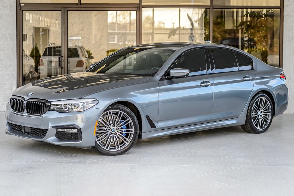 2018 BMW 5 Series 540i xDrive - 22994326 - 1