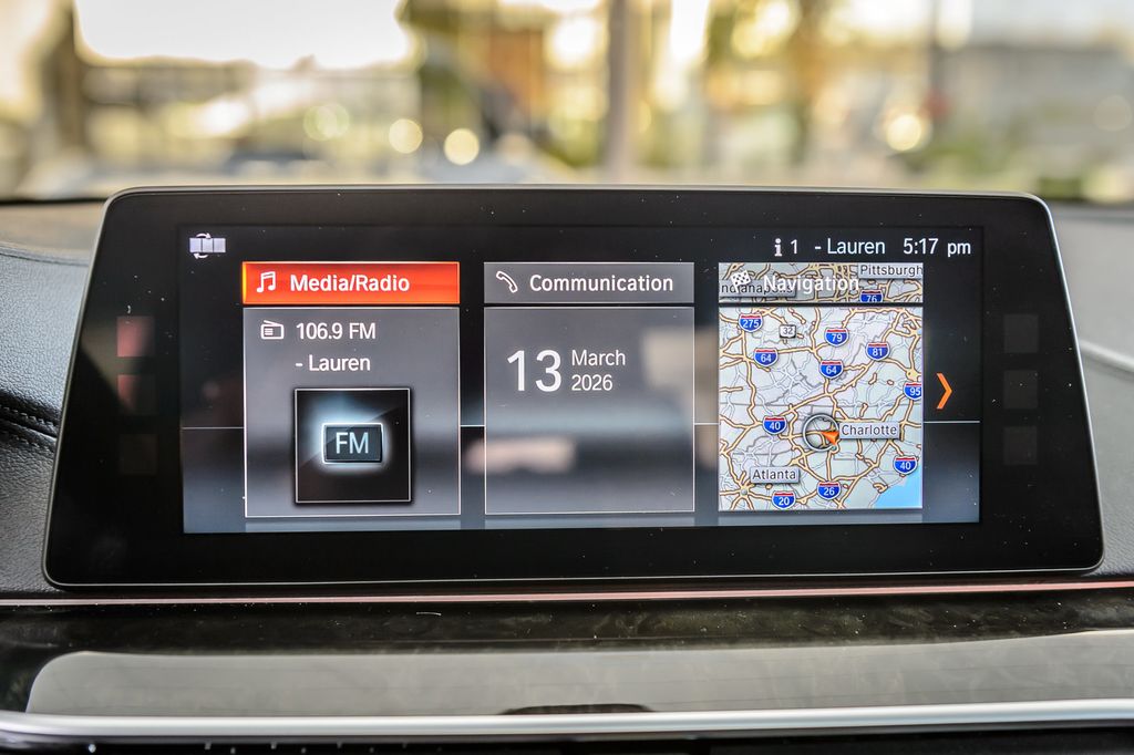 2018 BMW 5 Series 540i xDrive - 22994326 - 19