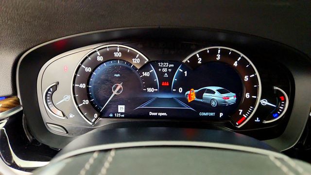 2018 BMW 5 Series 540i xDrive - 23096154 - 14