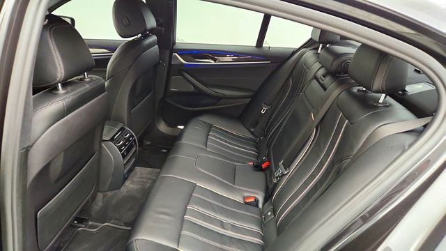 2018 BMW 5 Series 540i xDrive - 23096154 - 20