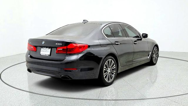 2018 BMW 5 Series 540i xDrive - 23096154 - 4
