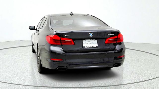 2018 BMW 5 Series 540i xDrive - 23096154 - 5