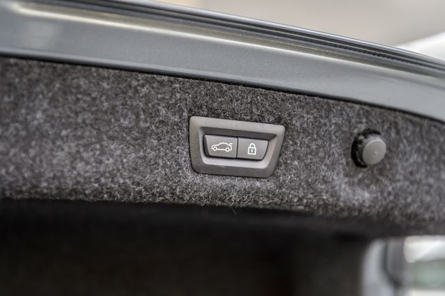 2018 BMW 5 Series 540i xDRIVE - M SPORT - NAV - BACKUP CAM - BLUETOOTH - GORGEOUS - 22994326 - 11