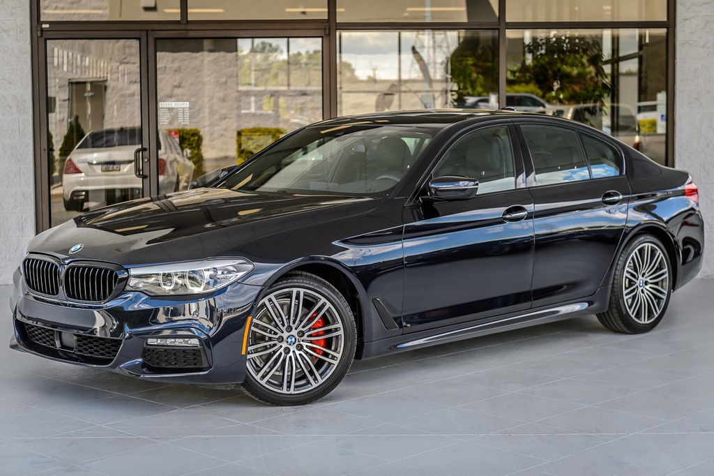 2018 BMW 5 Series 540i xDRIVE - M SPORT - NAV - BACKUP CAM - BLUETOOTH - GORGEOUS - 23007534 - 1