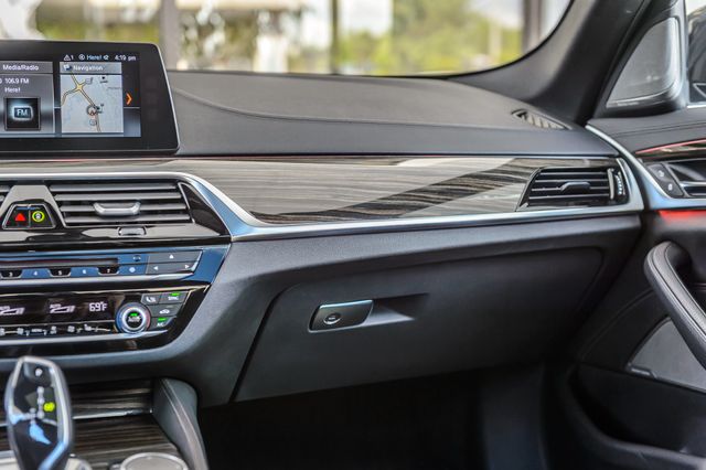 2018 BMW 5 Series 540i xDRIVE - M SPORT - NAV - BACKUP CAM - BLUETOOTH - GORGEOUS - 23007534 - 33