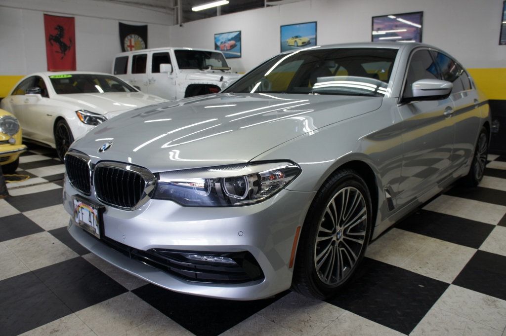 2018 BMW 5 Series 6 cyl turbocharged, 325 HP, SportLine, Stunning! - 22936845 - 2