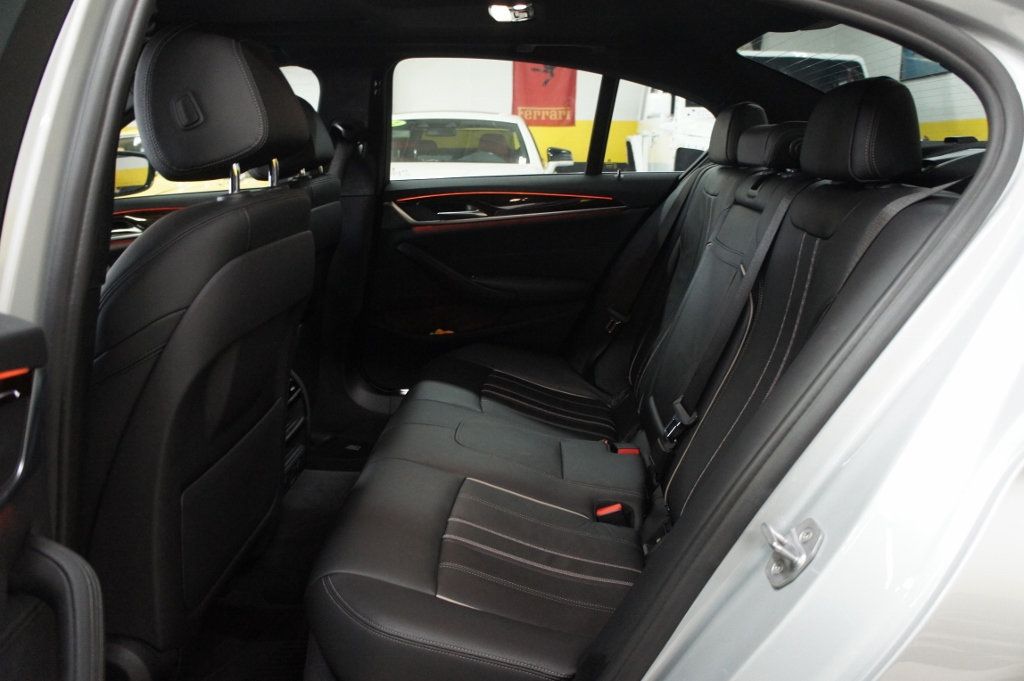 2018 BMW 5 Series 6 cyl turbocharged, 325 HP, SportLine, Stunning! - 22936845 - 34