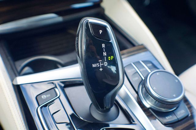 2018 BMW 5 Series LocalTrade/MSRP$59995/PremiumPkg/LuxuryPkg/HeatedSeats/NAV - 23003962 - 24