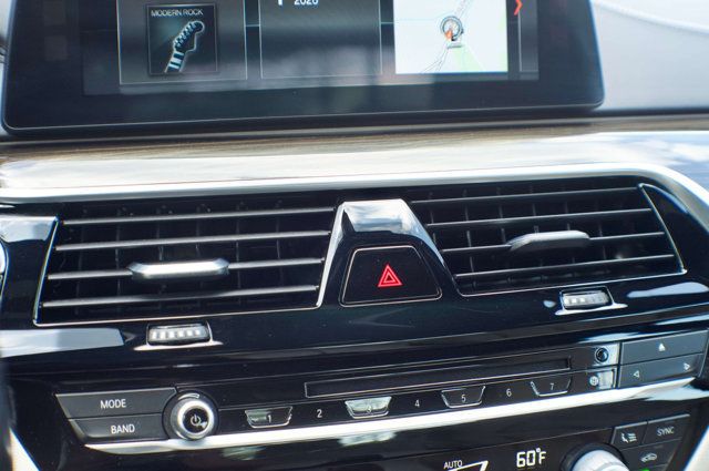 2018 BMW 5 Series LocalTrade/MSRP$59995/PremiumPkg/LuxuryPkg/HeatedSeats/NAV - 23003962 - 28