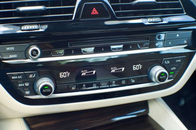 2018 BMW 5 Series LocalTrade/MSRP$59995/PremiumPkg/LuxuryPkg/HeatedSeats/NAV - 23003962 - 29