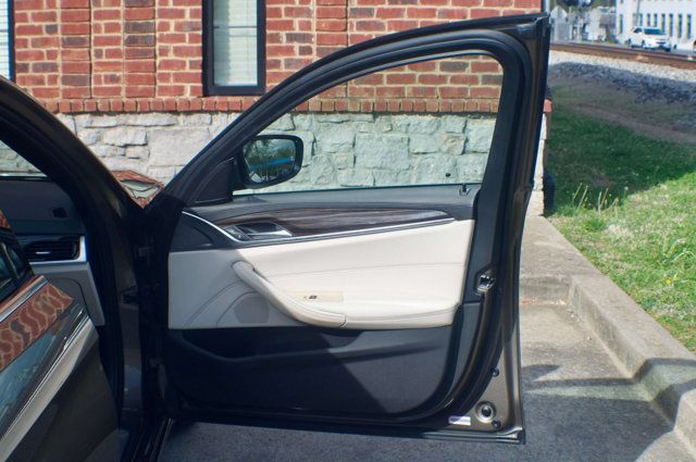 2018 BMW 5 Series LocalTrade/MSRP$59995/PremiumPkg/LuxuryPkg/HeatedSeats/NAV - 23003962 - 41