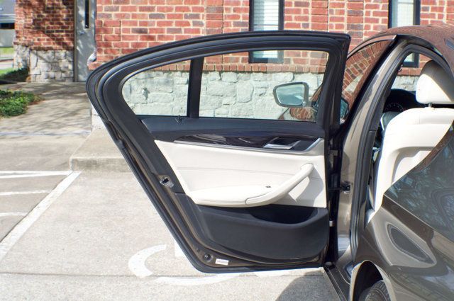 2018 BMW 5 Series LocalTrade/MSRP$59995/PremiumPkg/LuxuryPkg/HeatedSeats/NAV - 23003962 - 45