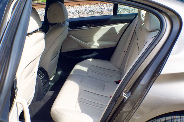 2018 BMW 5 Series LocalTrade/MSRP$59995/PremiumPkg/LuxuryPkg/HeatedSeats/NAV - 23003962 - 46