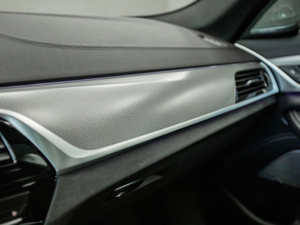 2018 Bmw M550i xDrive Sedan photo 21