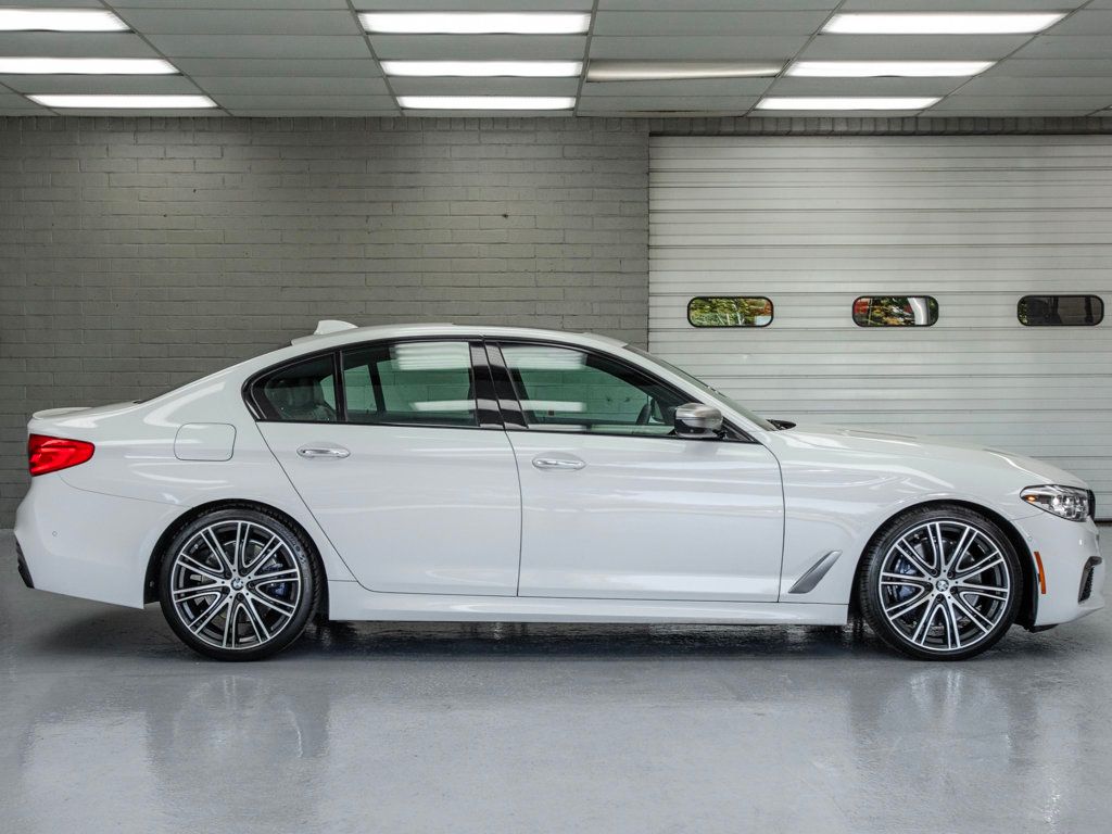 2018 Bmw M550i xDrive Sedan photo 3