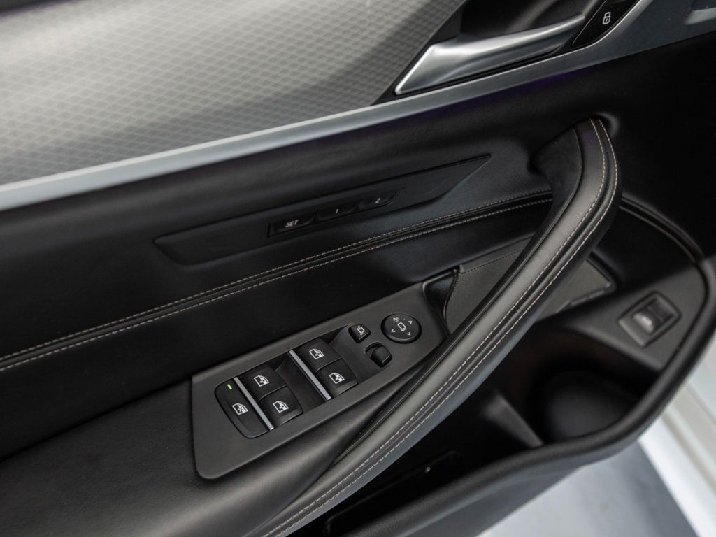 2018 Bmw M550i xDrive Sedan photo 28