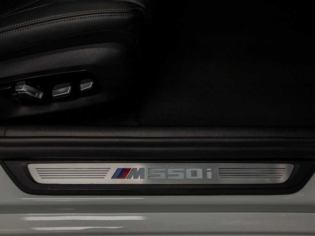 2018 Bmw M550i xDrive Sedan photo 30