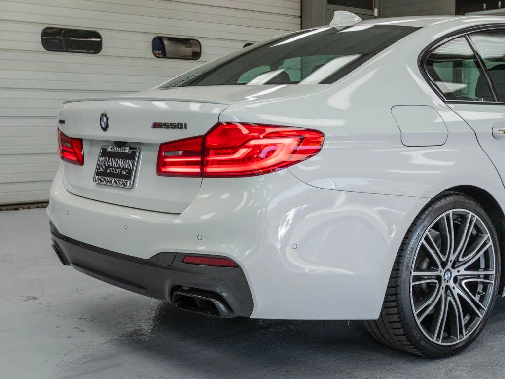 2018 Bmw M550i xDrive Sedan photo 35