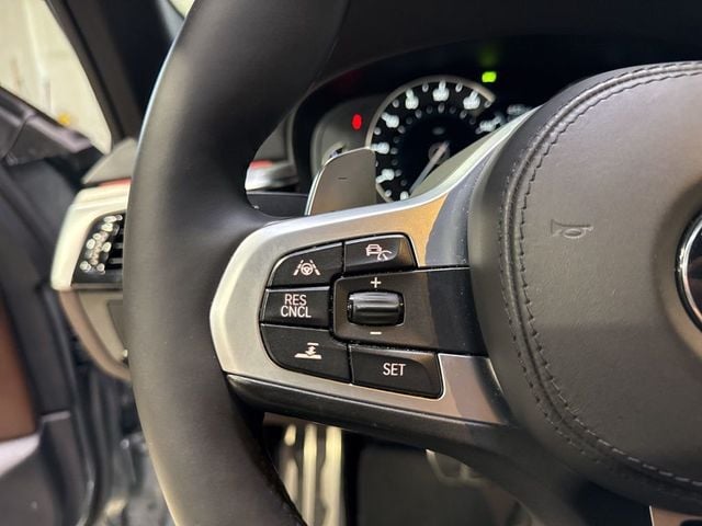 2018 BMW 5 Series M550i xDrive - 23013905 - 14