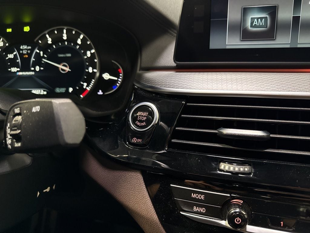 2018 BMW 5 Series M550i xDrive - 23013905 - 18