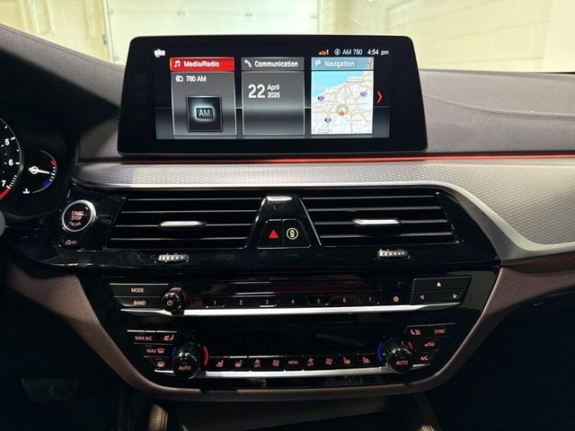 2018 BMW 5 Series M550i xDrive - 23013905 - 19